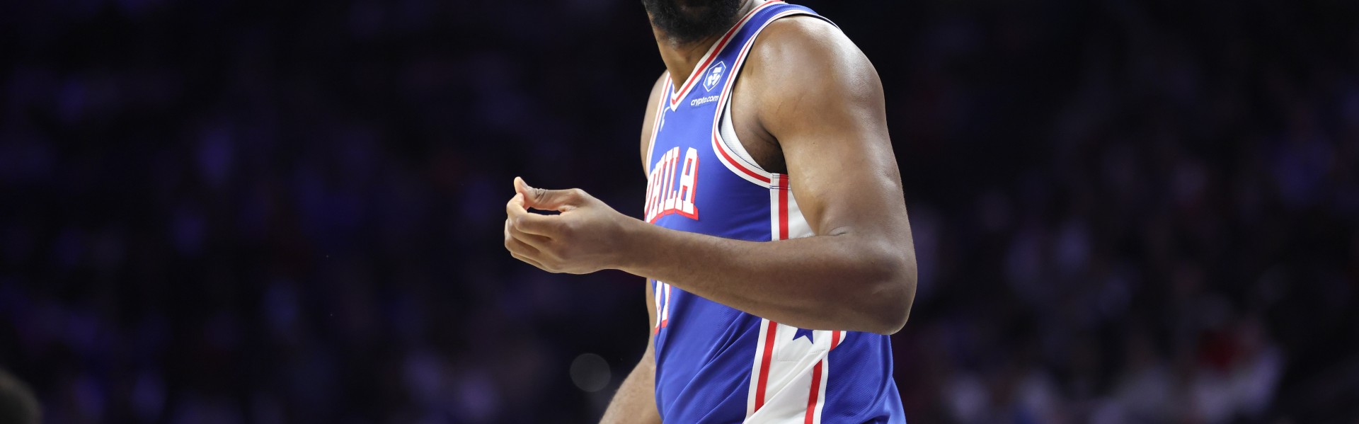 开云下载-火箭助教：恩比德骗犯规太疯狂了 他现在只想着进攻&amp;要让申京突他