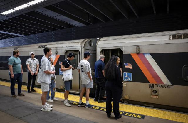 1776655746986056992.png nj transit.png